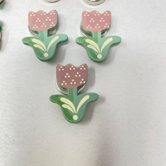 Floral Hearts Button Covers Pink Vintage 80s Faux Wood Country Charm Kitchy Cute - Picture 7 of 10